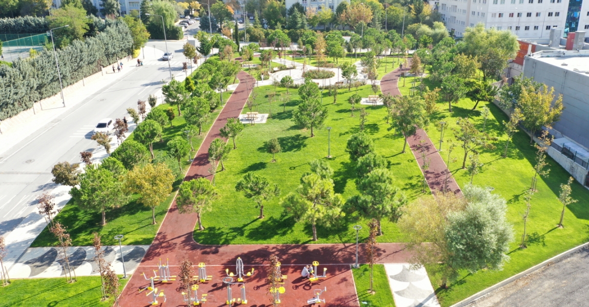 Küçükçekmece'ye 5 yılda 25 yeni park kazandırıldı