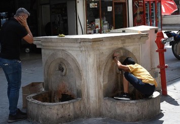 Sıcak havanın etkili olduğu Güneydoğu'da Cizre dün 47,4 dereceyi gördü