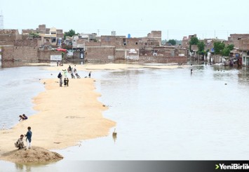 Pakistan'da şiddetli yağışlar sebebiyle 10 kişi öldü