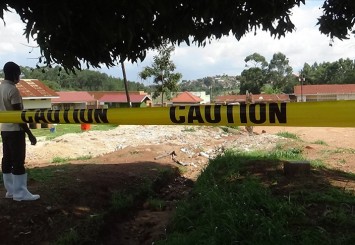 Ebola Uganda'da 5 bölgeye yayıldı 19 kişiyi öldürdü