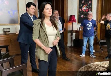 ​Ünlü oyuncu Müge Ulusoy Kapı Dizisi İle Ekranlara Döndü