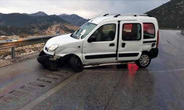 Bayram Tatilinin Beşinci Gününde Trafik Kazaları 27 Can Aldı
