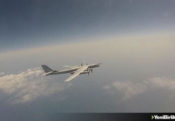 Çin ve Rusya'nın bombardıman uçakları Japon Denizi üzerinde uçtu