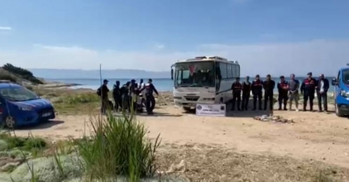 İzmir'de yasa dışı geçiş hazırlığındaki 27 düzensiz göçmen yakalandı
