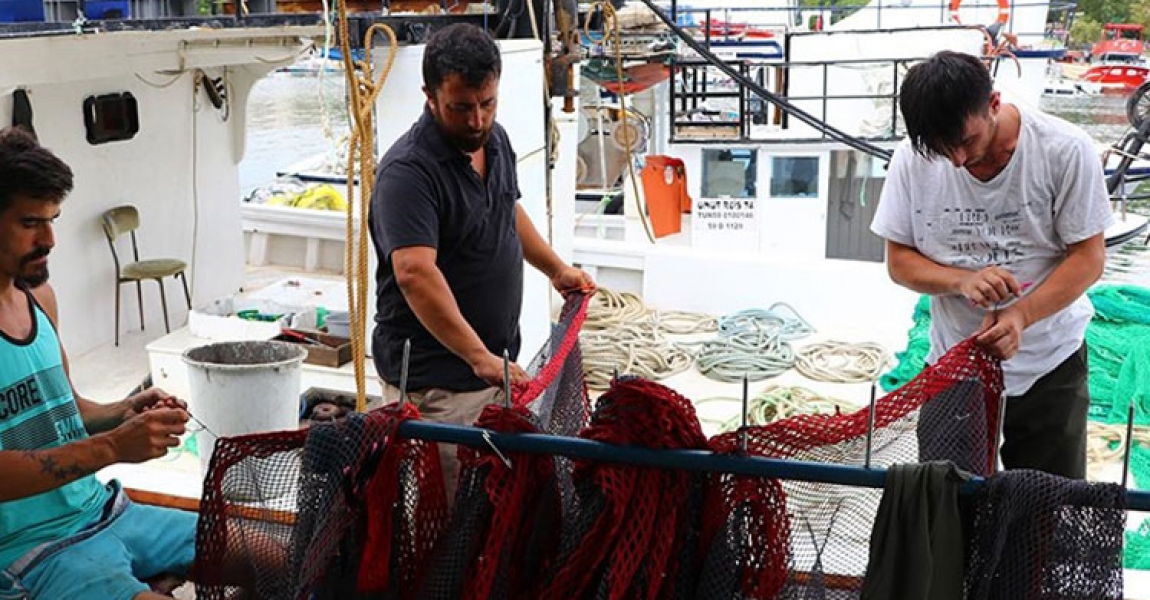 Tekirdağlı balıkçılar 'vira bismillah' demek için gün sayıyor