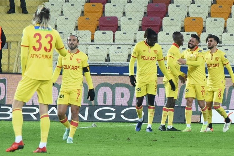 Göztepe, deplasmanda Yeni Malatyaspor'u 2-1 yendi