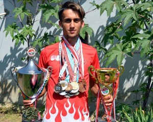 Çobanlık yaparken hazırlandı, 20 Yaş Altı Balkan Atletizm Şampiyonası'nda birinci oldu