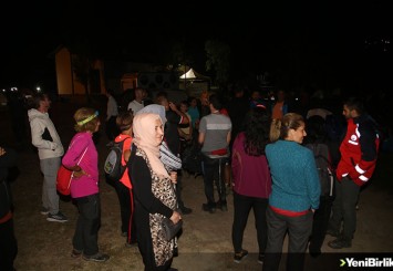 Valla Kanyonu'ndan tahliye edilen 10 kişi yakınlarının bulunduğu kamp alanına geldi