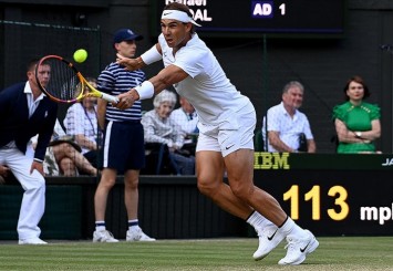 Nadal ve Halep Wimbledon'da çeyrek finale çıktı