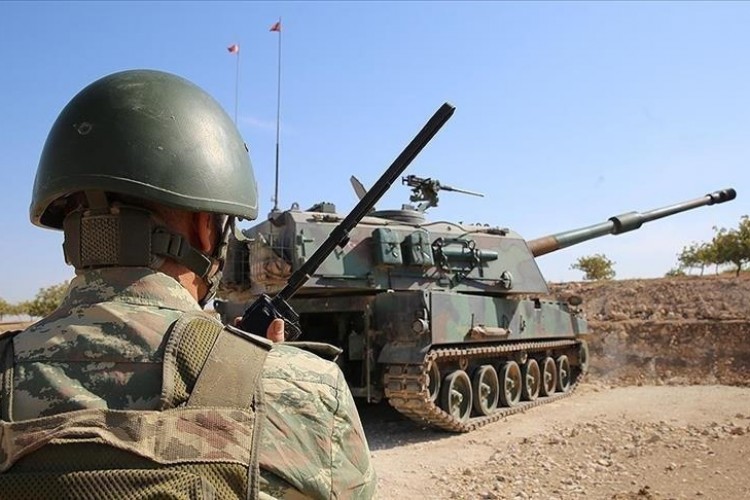 Fırat Kalkanı ve Barış Pınarı bölgelerinde PKK/YPG'li 5 terörist etkisiz hale getirildi