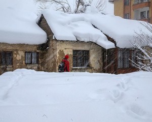 Yüksekova'da Kar Kalınlığı Yarım Metreyi Geçti