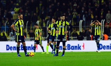 Fenerbahçe Dibi Gördü!