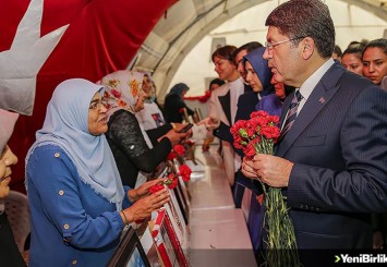 " Diyarbakır annelerimizin bu mücadelesine destek olmaya her daim devam edeceğiz"