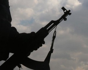 Siirt'te 2 terörist ikna sonucu güvenlik güçlerine teslim oldu