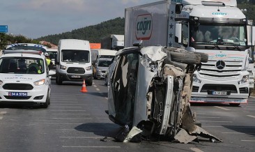 Trafik Kazaları Bayram Tatilinin İlk Gününde Can Aldı