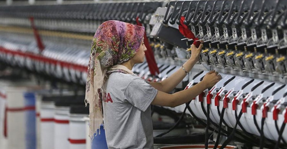 Tekstil geri dönüşüm merkezi Uşak'ta üretime kadınlardan büyük katkı
