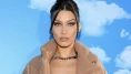 Bella Hadid Filistin'li Hayranına Sarılarak Gözyaşlarını Sildi