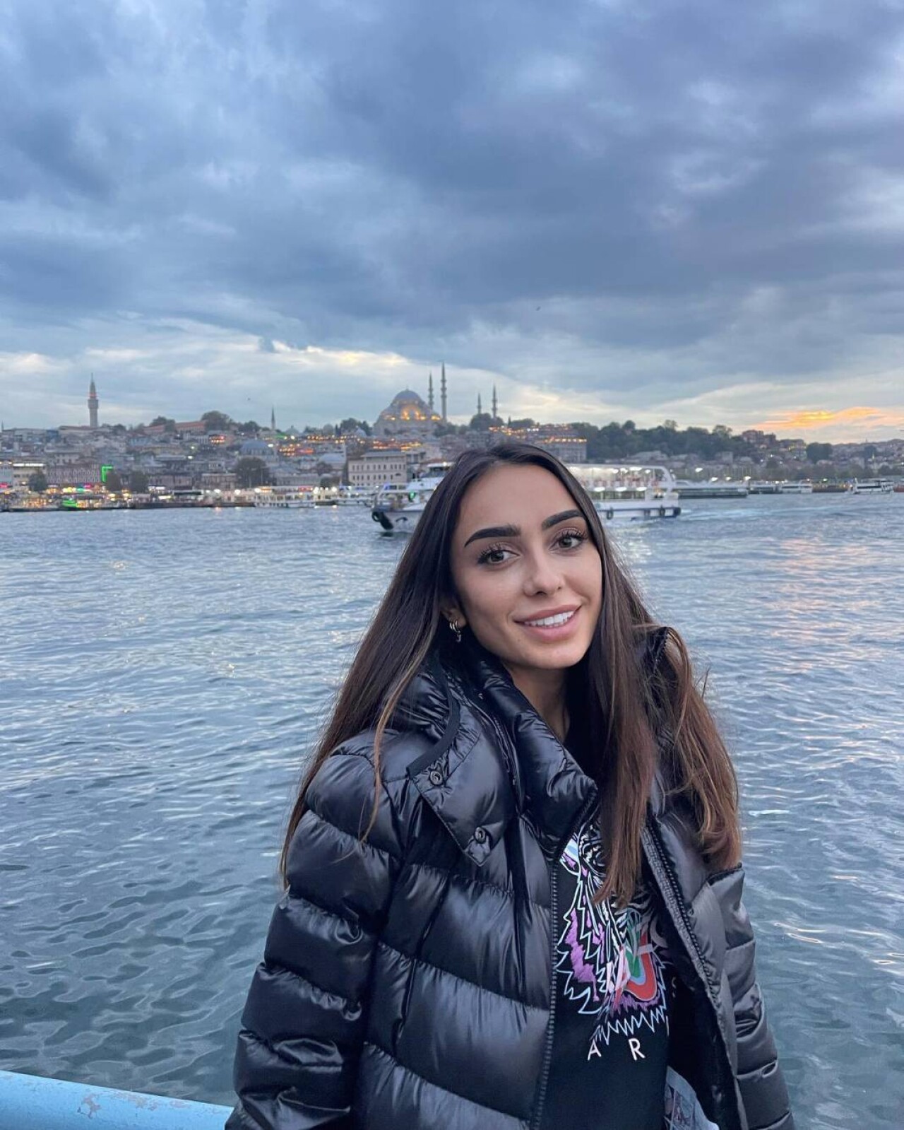 Kübra Taşpınar fotoğraflarıyla Instagramı salladı! - Yeni Birlik