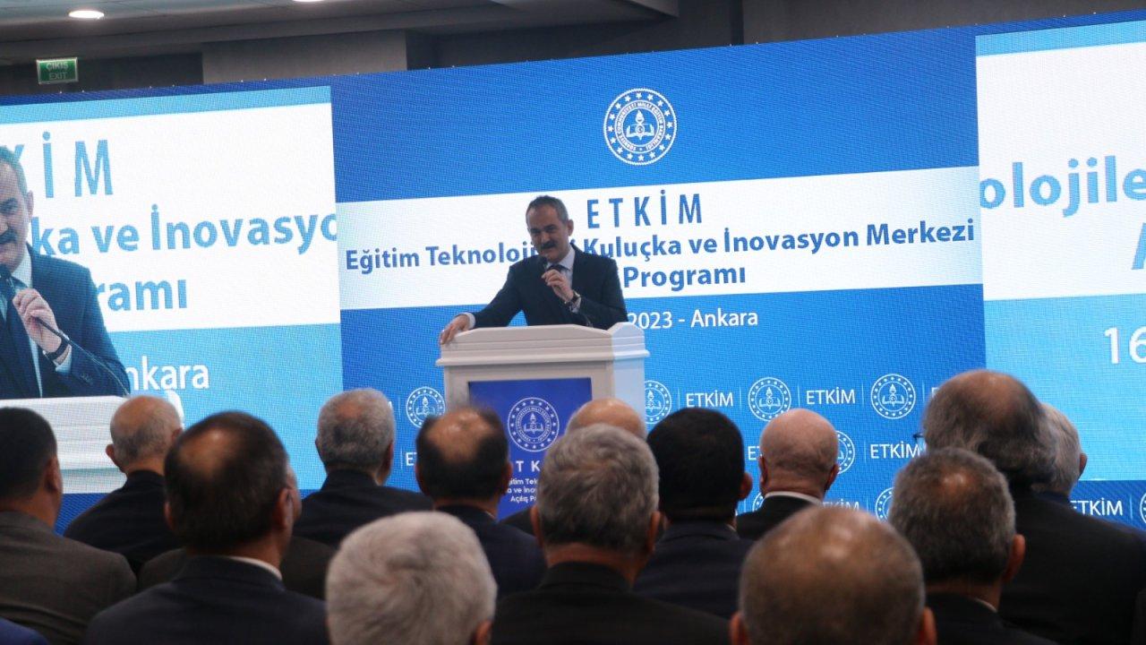 Milli Eğitim Bakanı Özer, Millet iradesini tecelli ettirdi