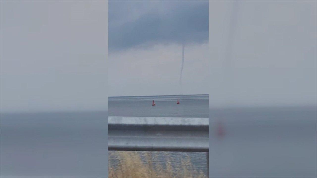 Denizde hortum oluştu