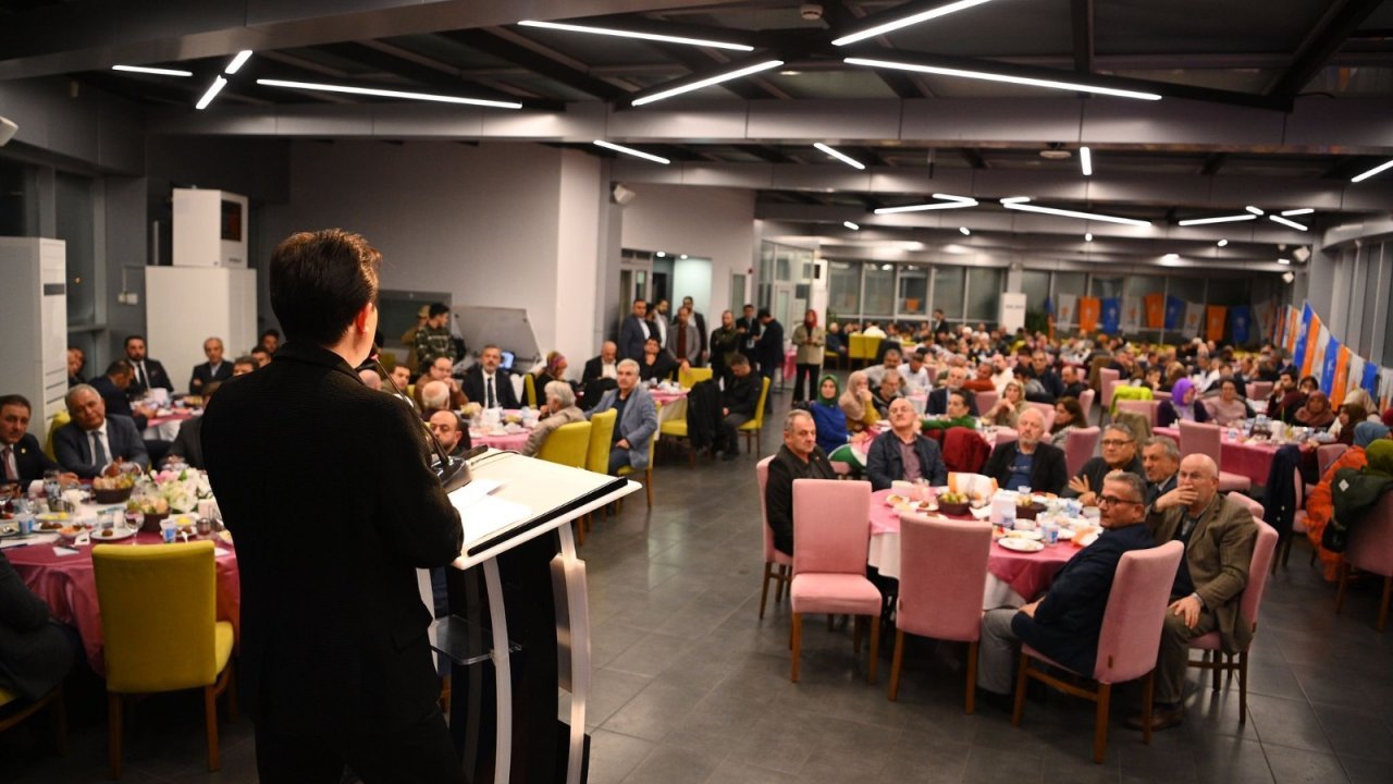 AK Parti Tuzla ilçe teşkilatı vefa yemeğinde buluştu