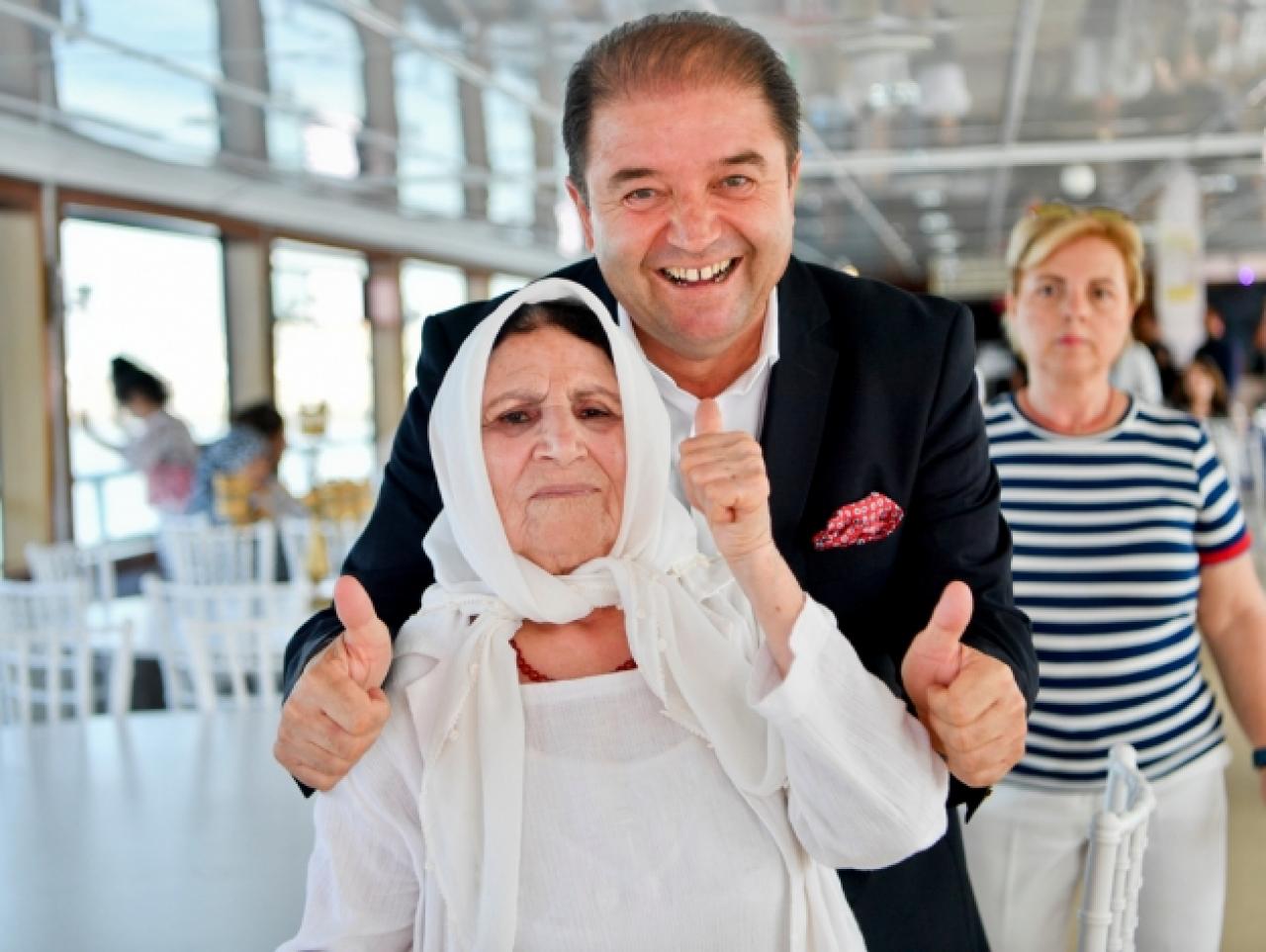 Kadınlar için ne yapsak az