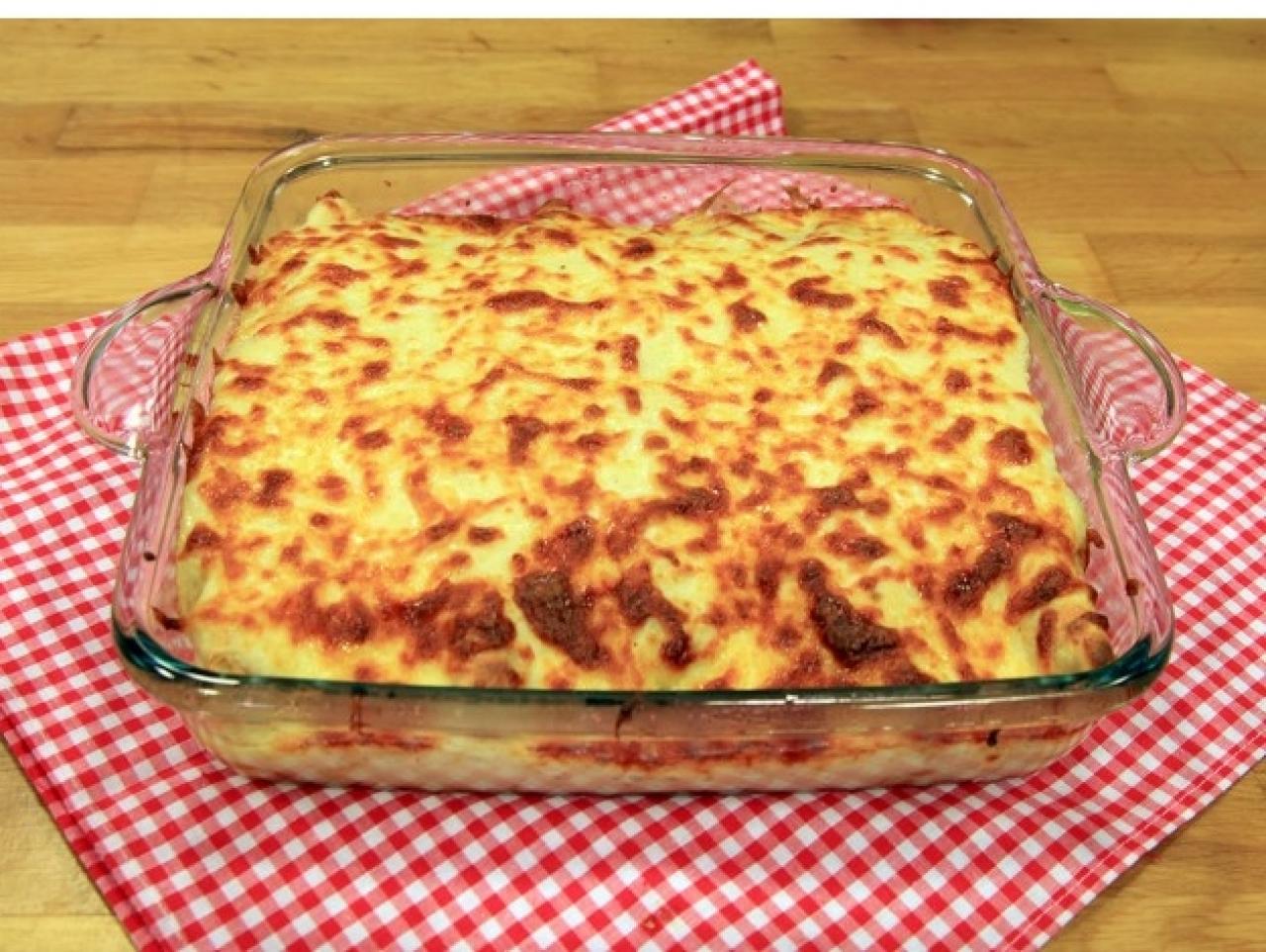 Gelinim mutfakta beğendili krep sarma nasıl yapılır? Tarifi ve malzemeleri nedir?