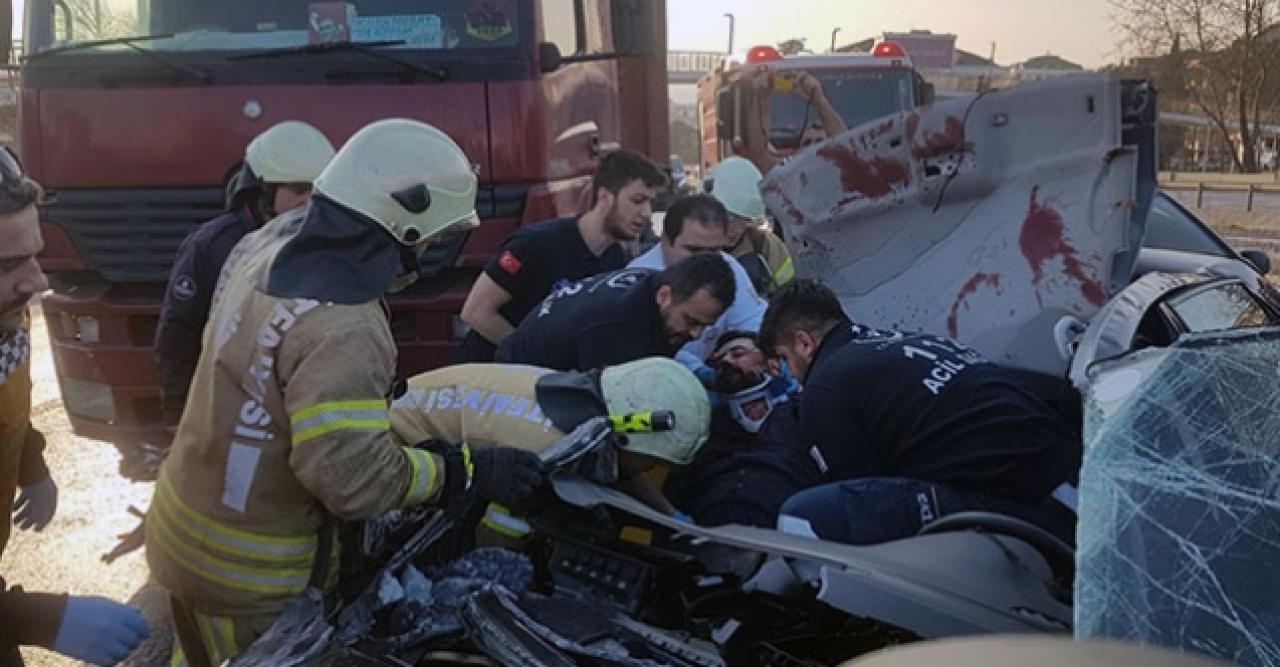 Büyükçekmece'de 'makas' dehşeti: 1'i ağır 3 yaralı