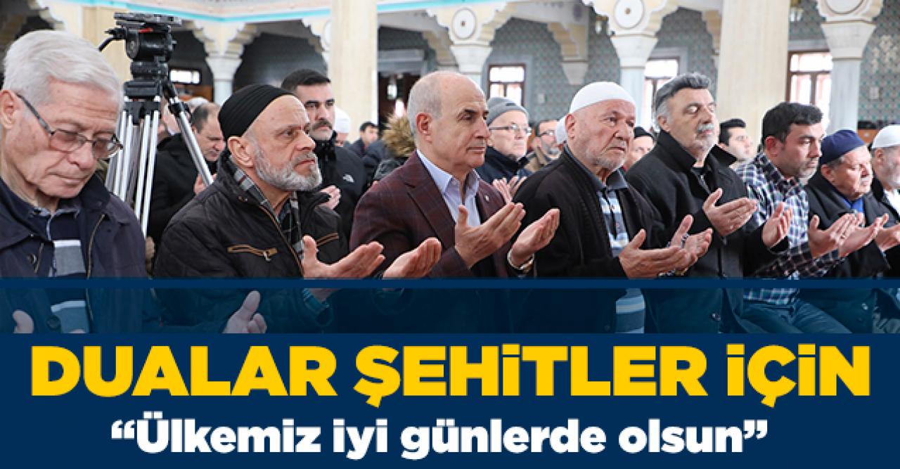 Dualar Mehmetçik için