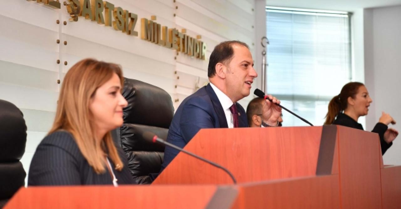 Belediye Başkanı Mehmet Murat Çalık: Bizi camiye sokmadılar