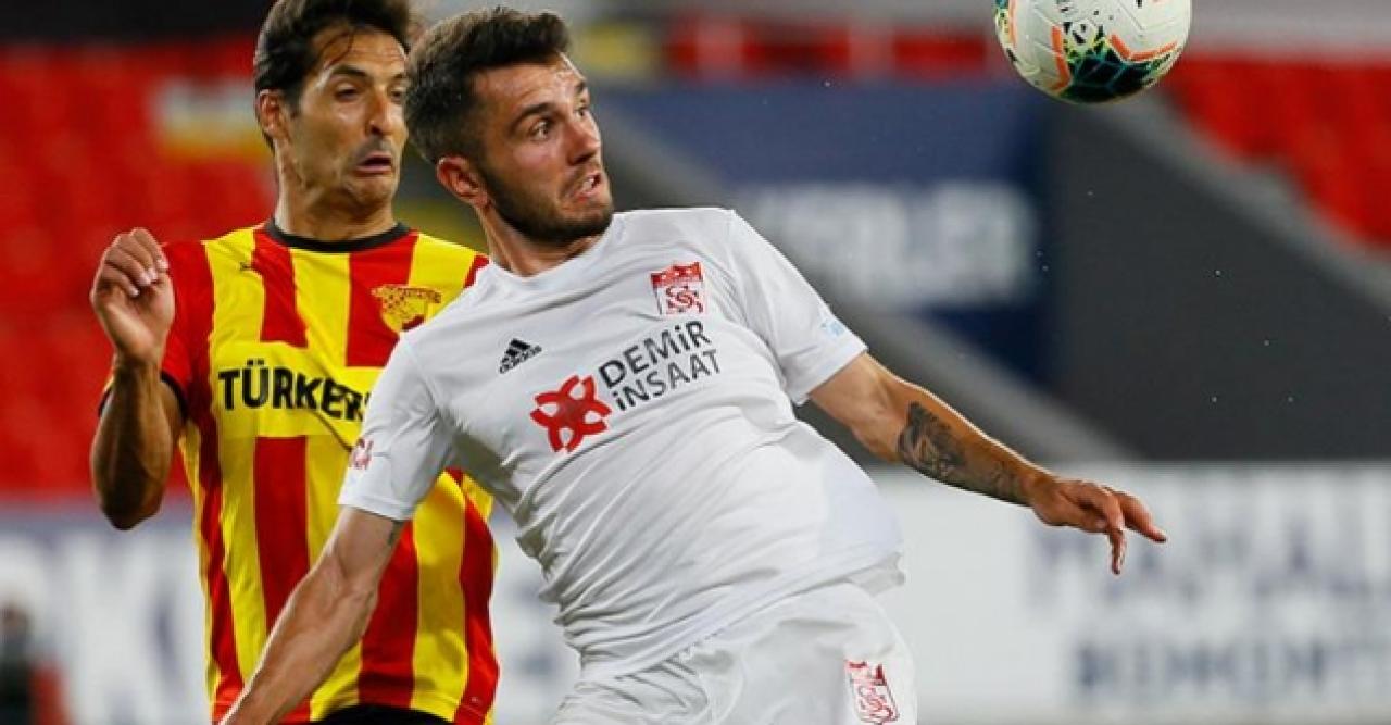 Galatasray 8 bonservissiz futbolcuyu alıyor!