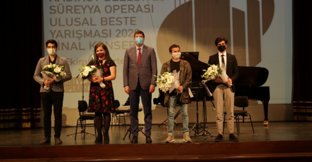 Sanatçılara  tam destek