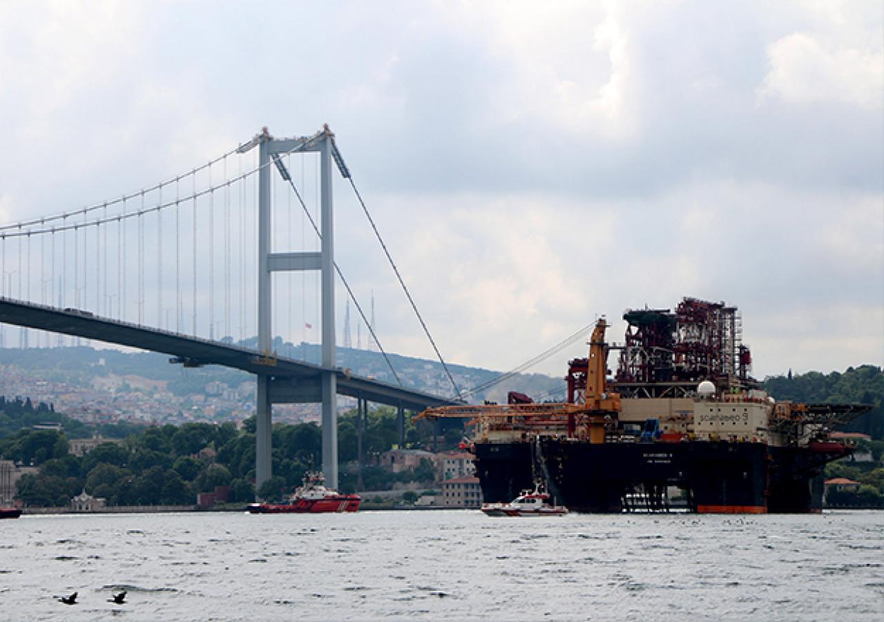 Dev platform Boğaz'dan geçiyor