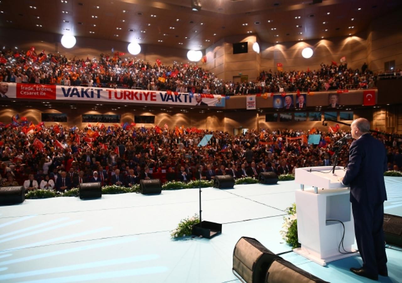 Millet sandıkta gerekeni yapacak