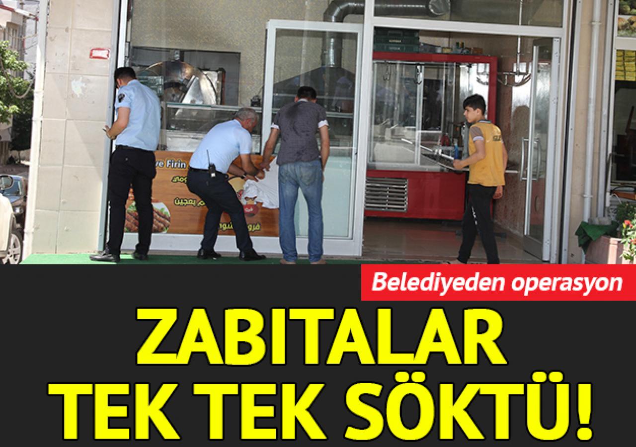 Esenyurt'ta Arapça tabelalar sökülüyor