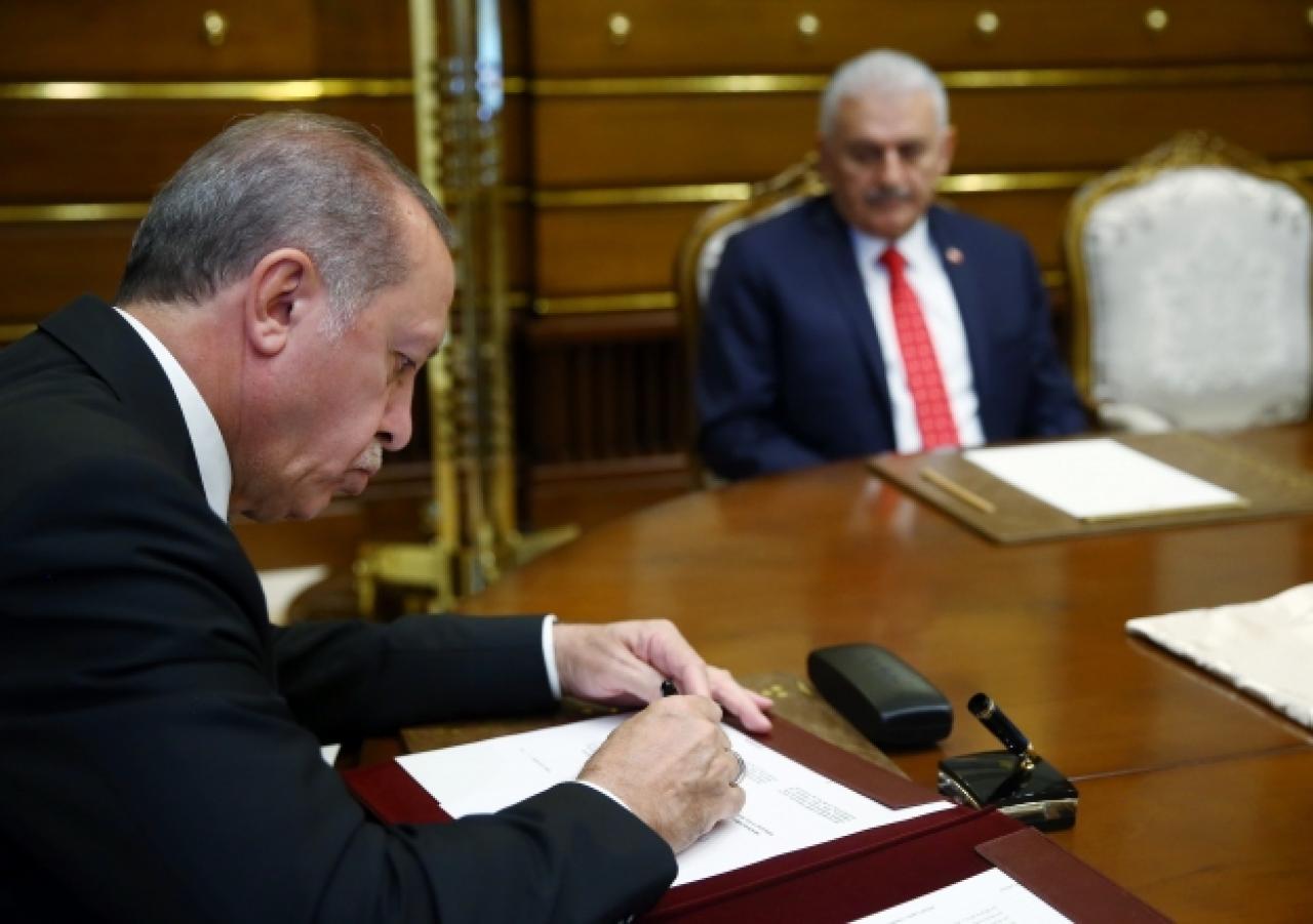 Yeni KHK geliyor! Binlerce vatandaşa istihdam yolu açılacak