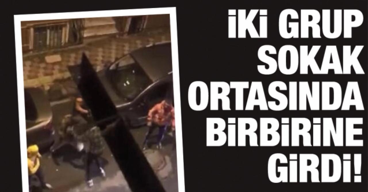 Esenler'de iki grup sokak ortasında birbirine girdi!