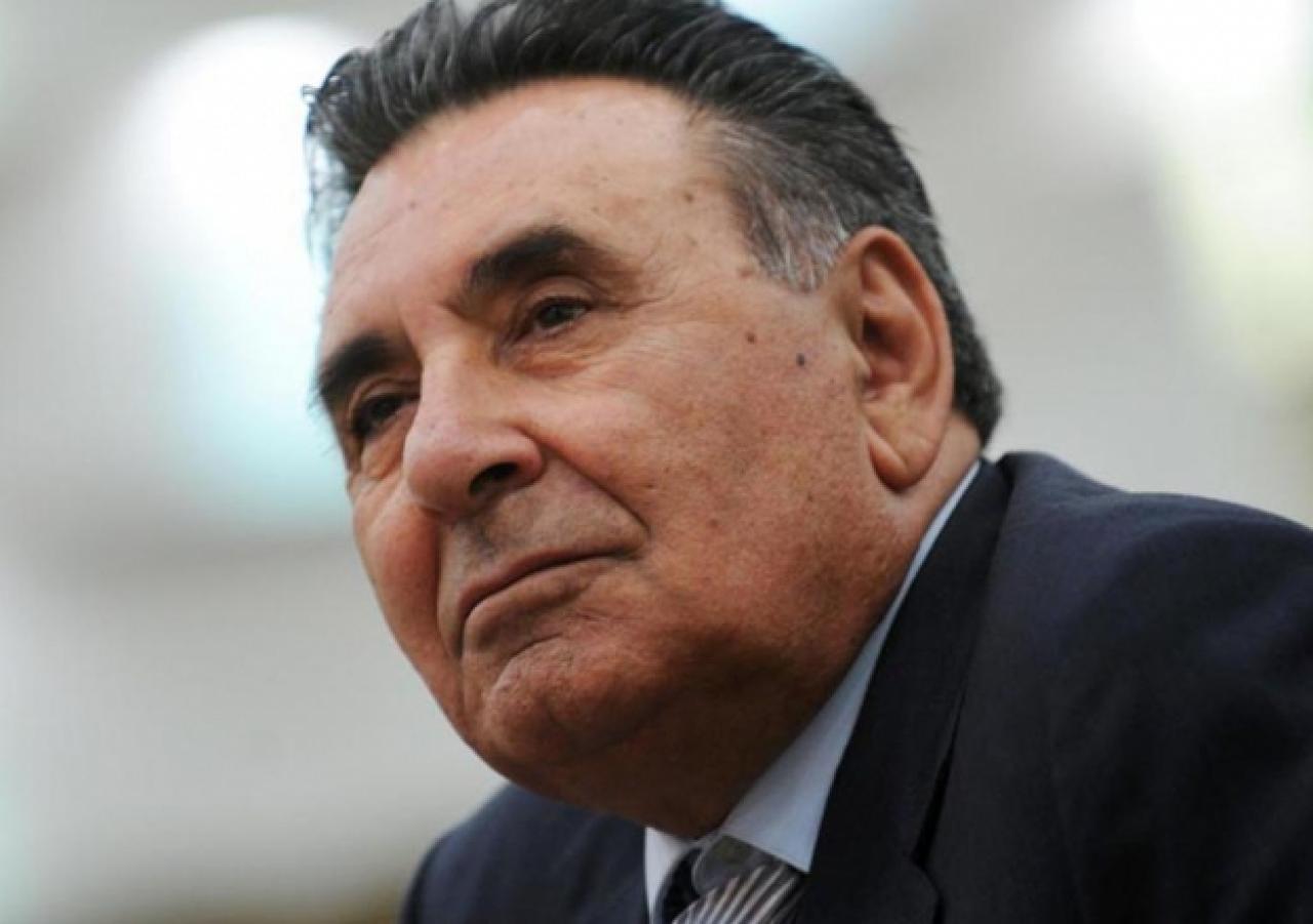 Aydın Doğan hastaneye kaldırıldı!