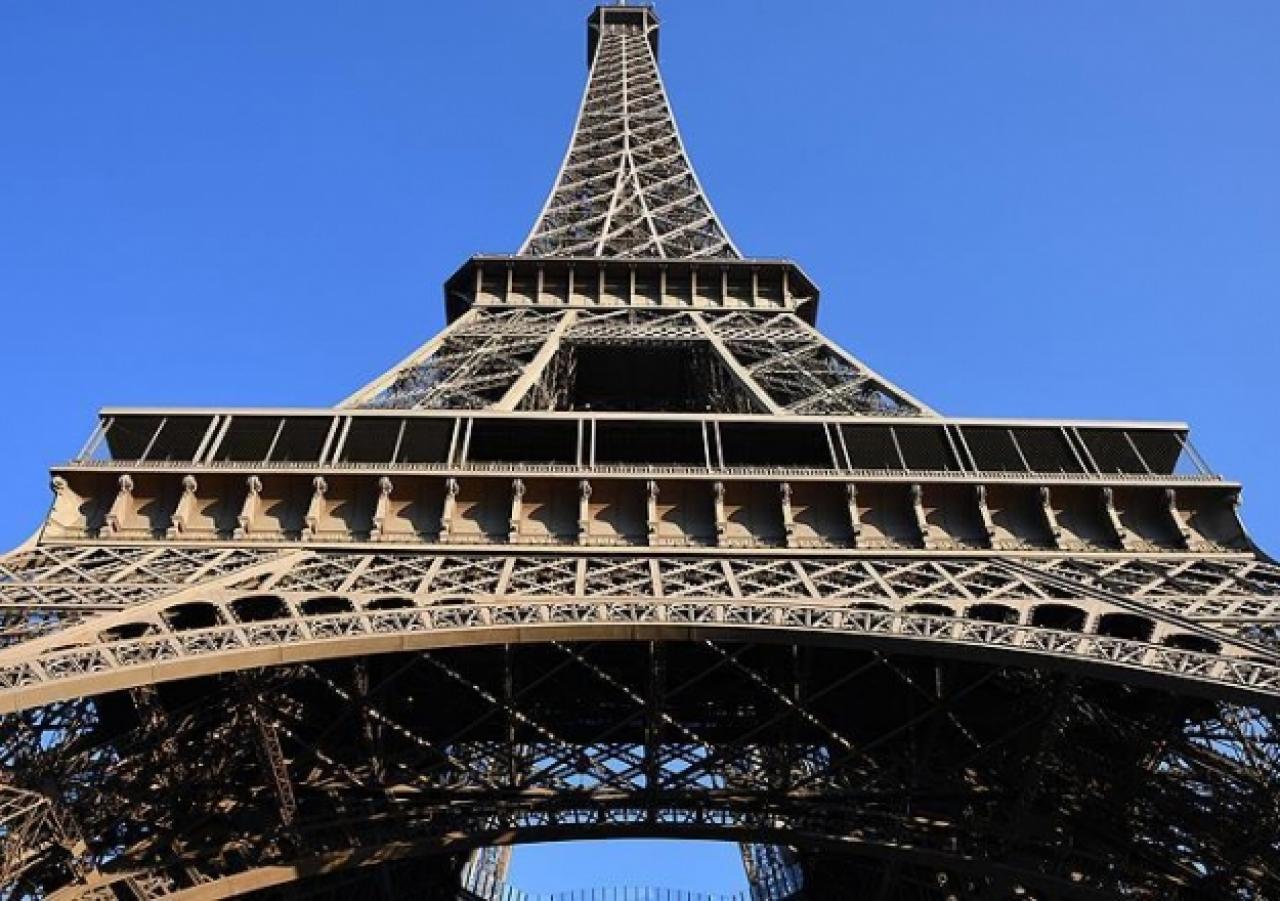 Eyfel Kulesi kapatıldı!
