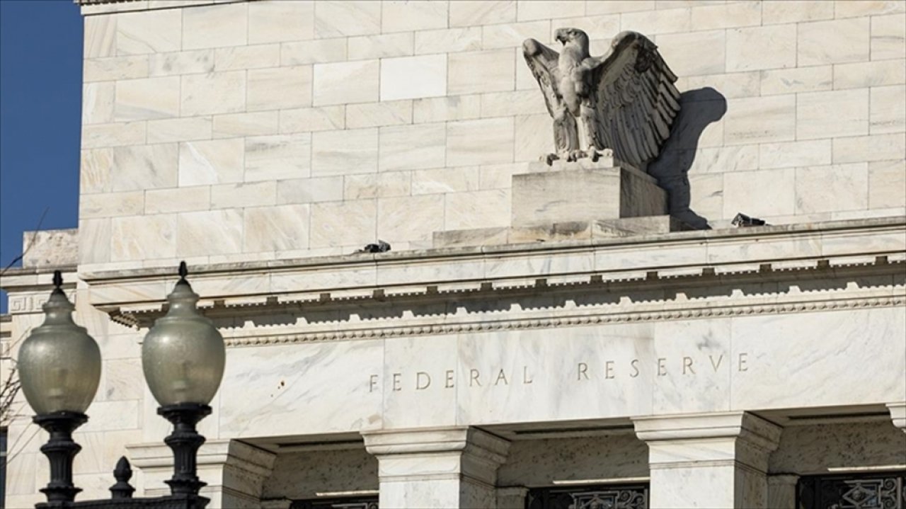 Fed, piyasadaki belirsizliklere çare olamadı