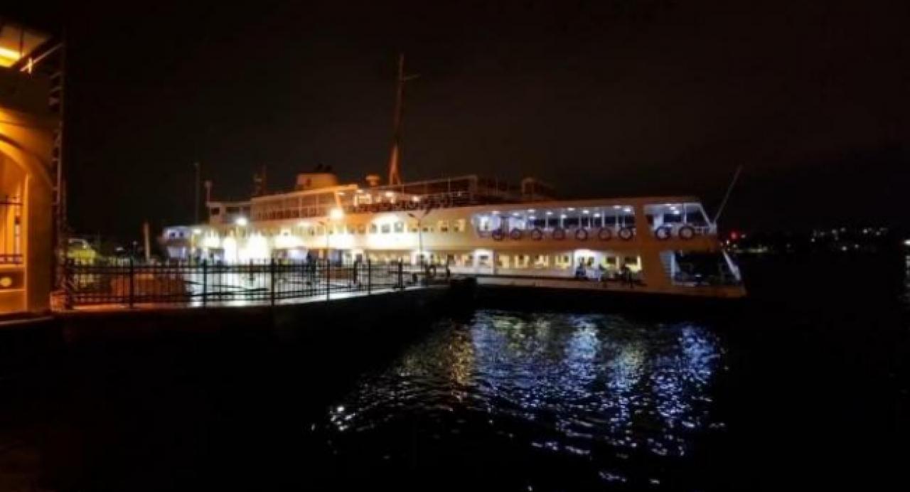 Eyüpsultan-Kadıköy vapurunda facidan dönüldü
