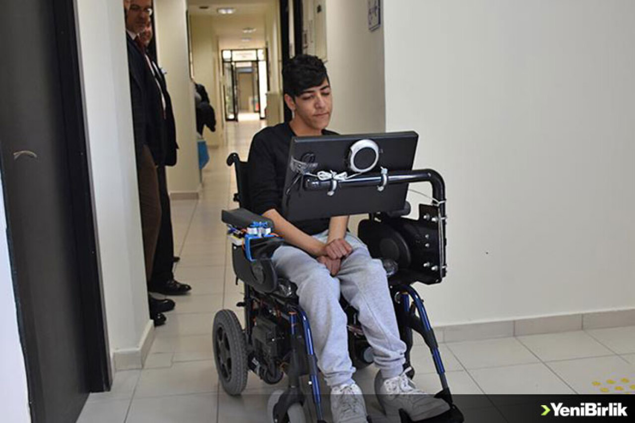 Sadece Göz Hareketleriyle Çalışan Tekerlekli Sandalye Geliştirdiler