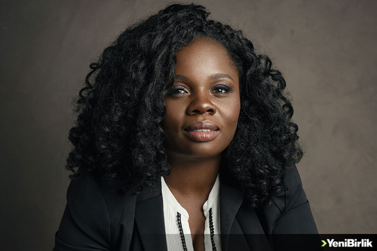 İsveçli yazar, kitabını İsveççe bastıramıyor