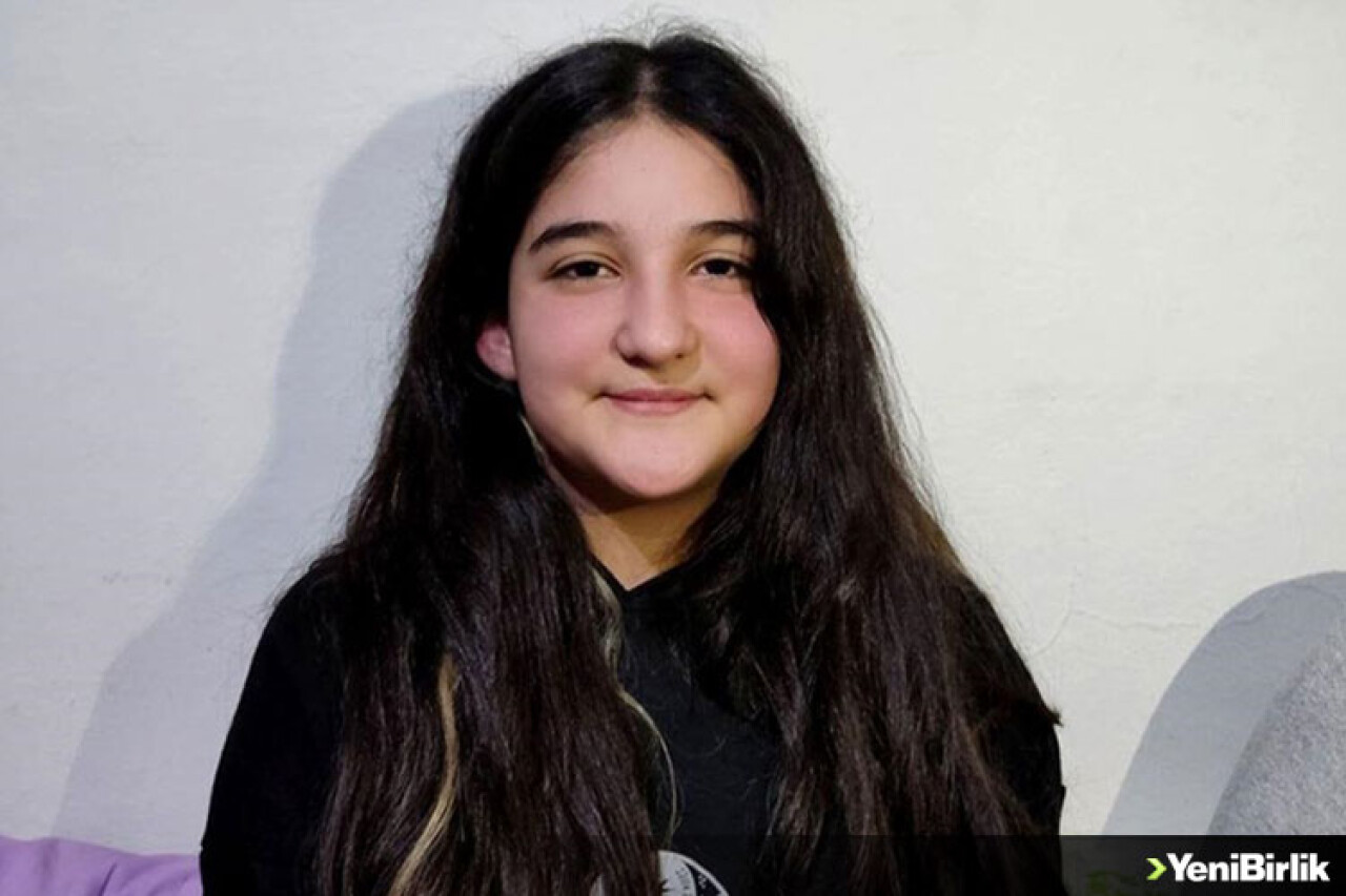 Enkazdan çıkarılınca yerlerini tarif ederek anne ve teyzesinin de kurtarılmasını sağladı