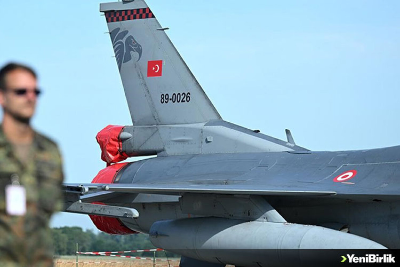 Air Defender tatbikatına katılan Türk pilotlar takdir topladı