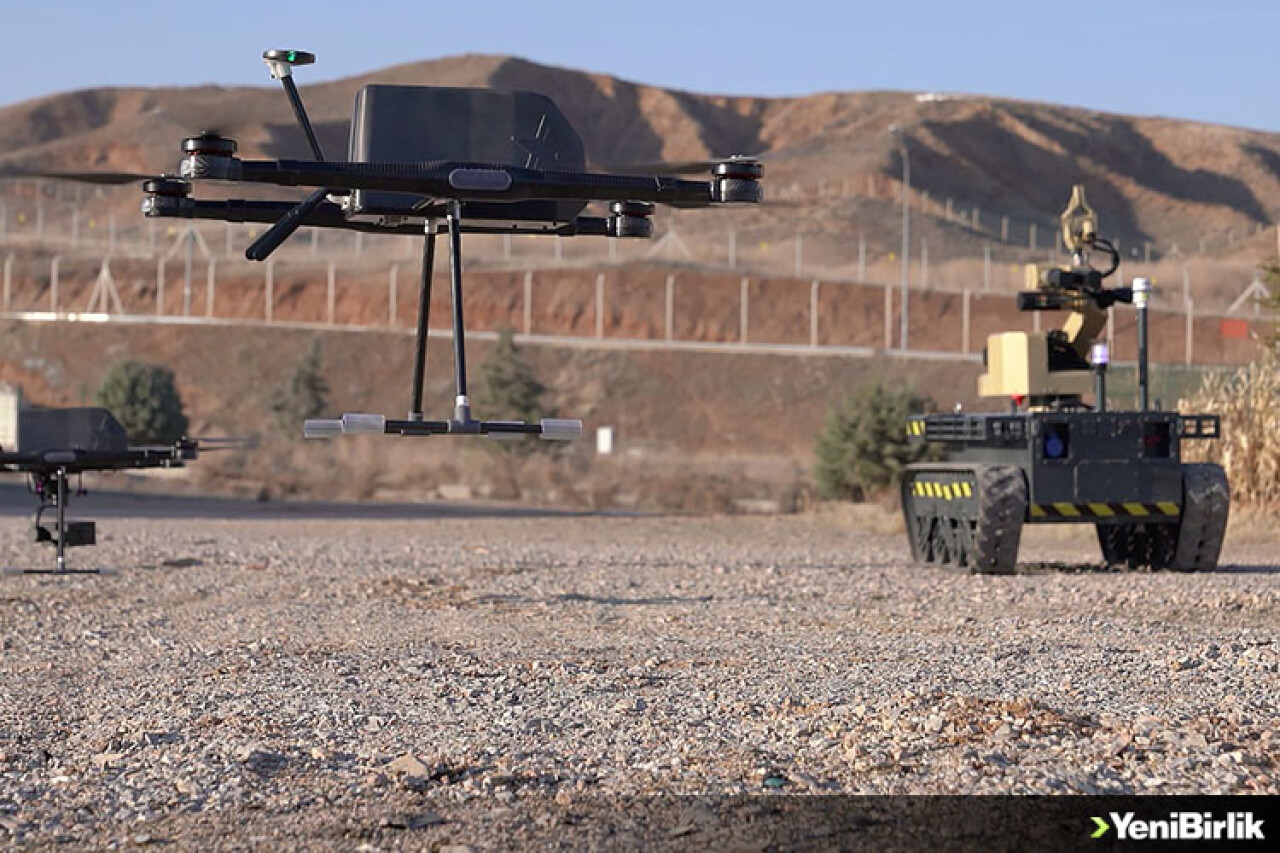 İnsansız araçlardan oluşan Türkiye'nin "dijital birliği" vitrine çıkıyor