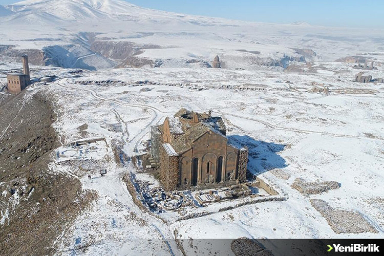 'Medeniyetler beşiği' Ani kar yağışıyla ayrı güzelliğe büründü