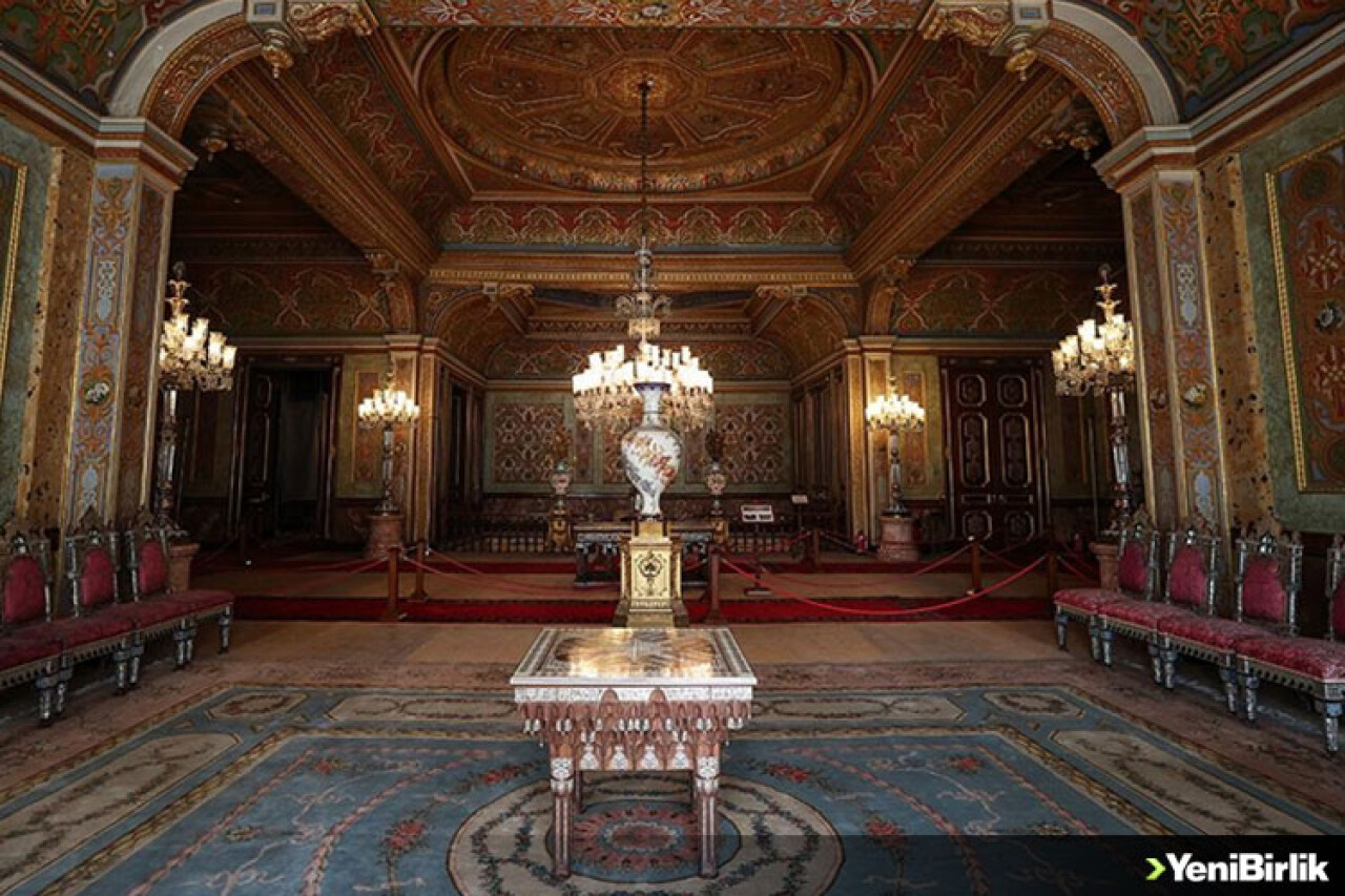 Boğaz'a nazır 158 yıllık Beylerbeyi Sarayı FPV dronla görüntülendi