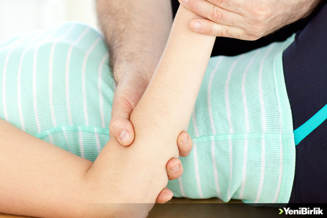 BU YANLIŞLAR DİRSEKLERİ HIZLA YIPRATIYOR!