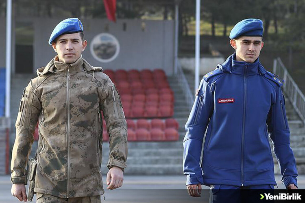 Jandarma yeni üniformalarını giydi
